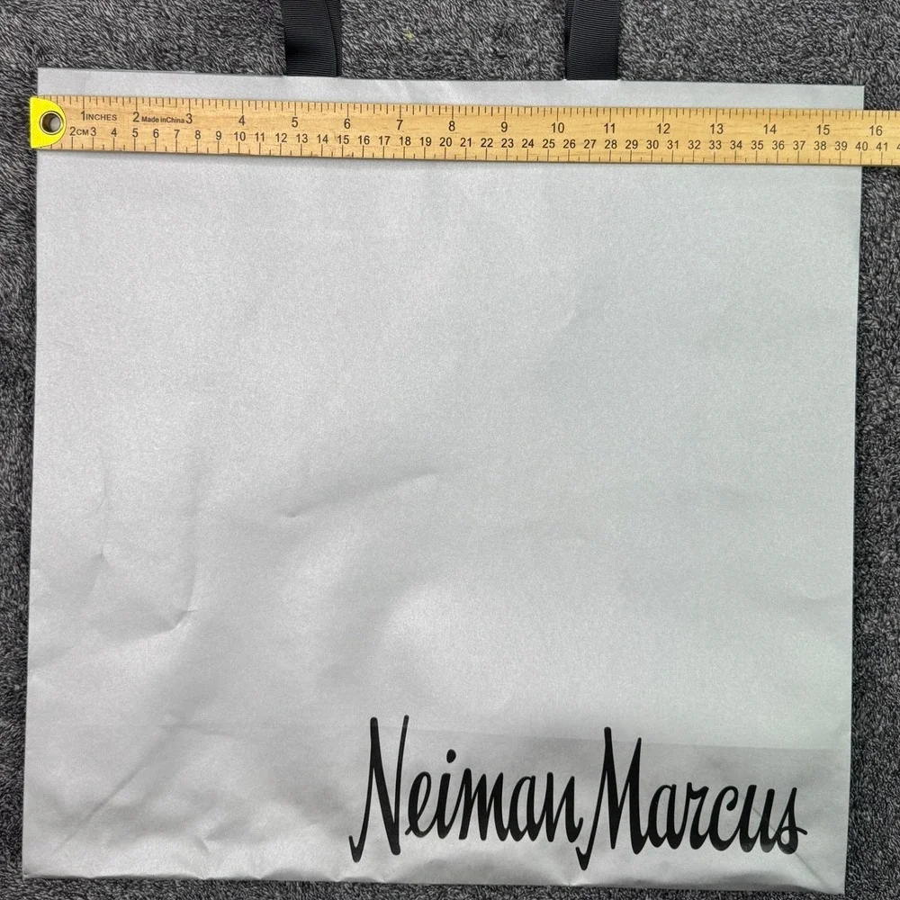 Neiman Marcus neiman marcus